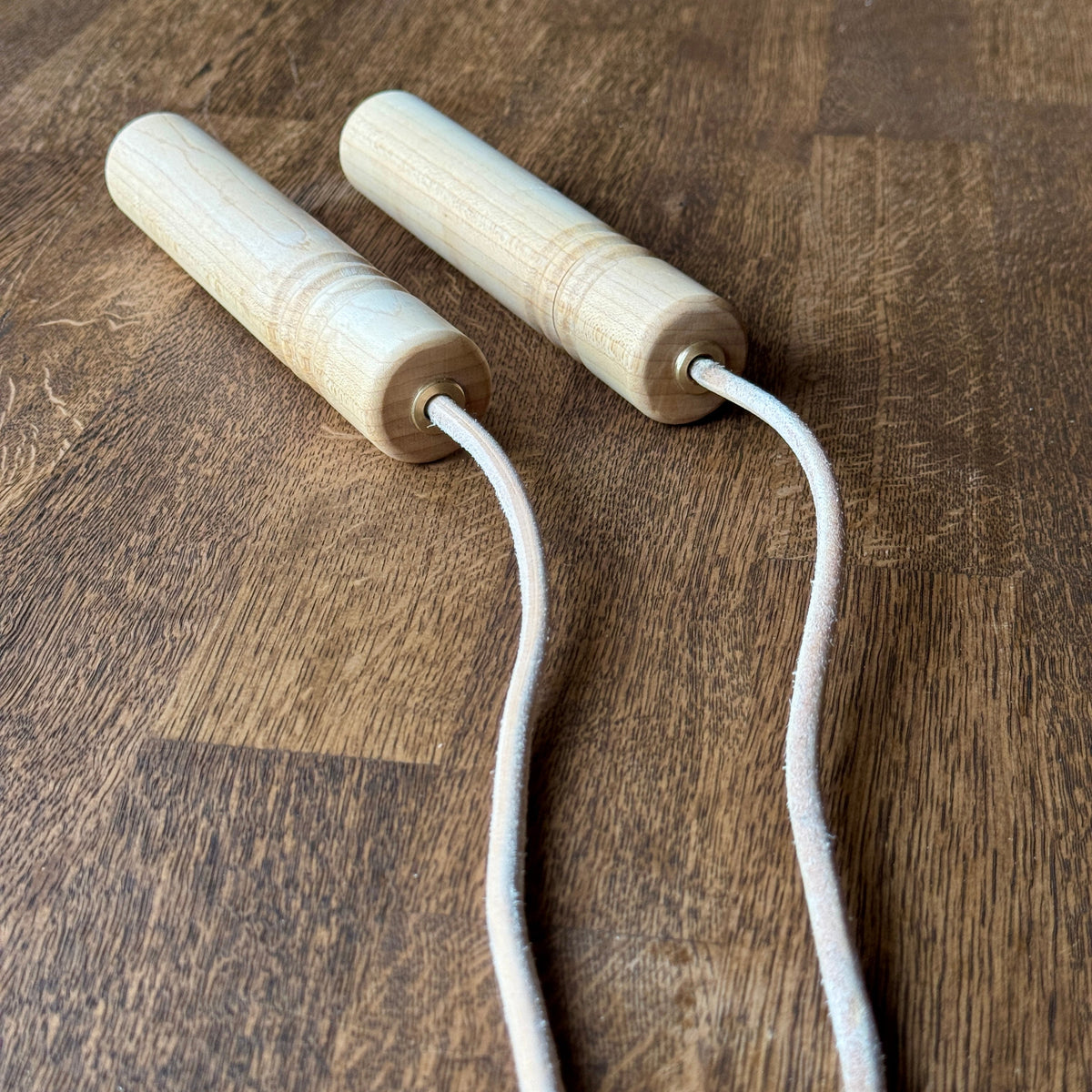 Premium Leather Skipping Rope - Wooden Handles (Maple, Walnut, Smoked Oak)